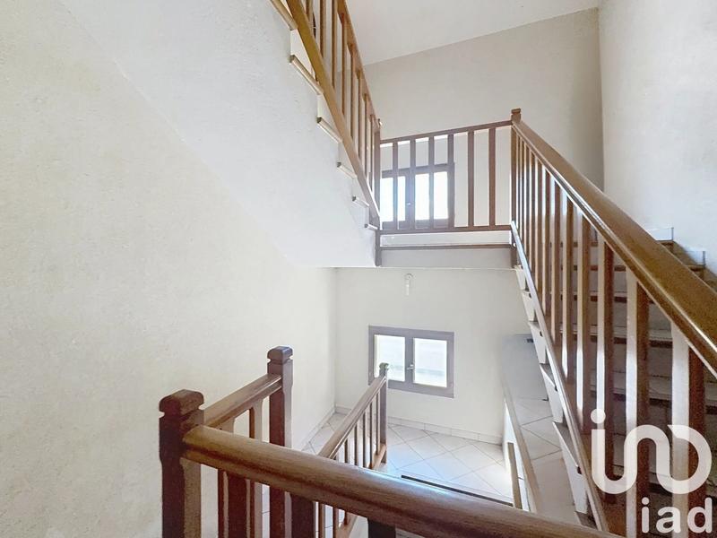 Maison - 277 m² - 8 pièces