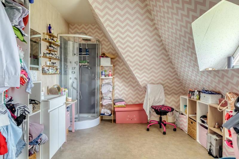 Propriété - 258 m² - 7 pièces