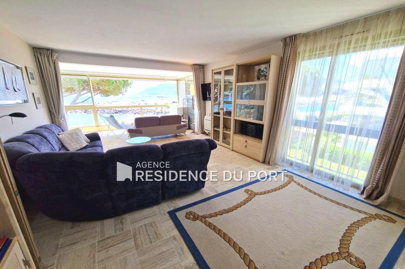 Appartement - 93 m² - 3 pièces