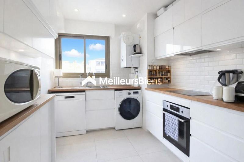 Appartement - 86 m² - 4 pièces