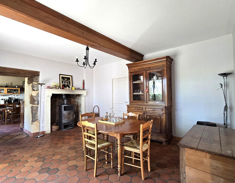 Maison - 170 m² - 7 pièces