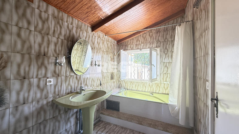 Villa - 96 m² - 6 pièces