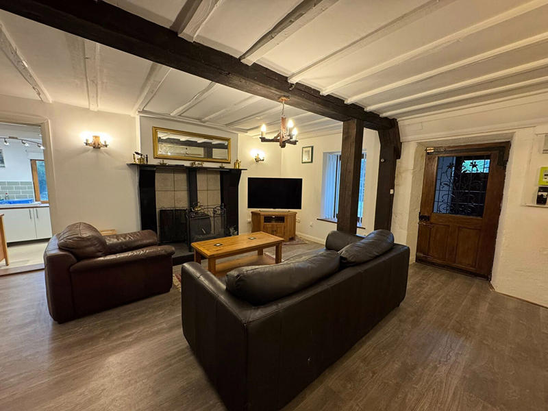 Maison - 187 m² - 6 pièces