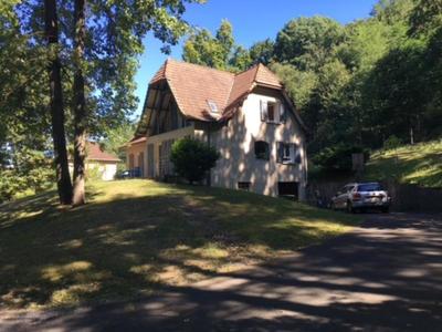 Maison - 148 m² - 6 pièces