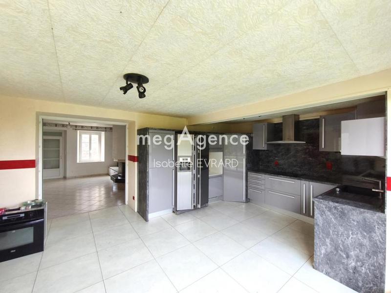 Maison - 157 m² - 7 pièces