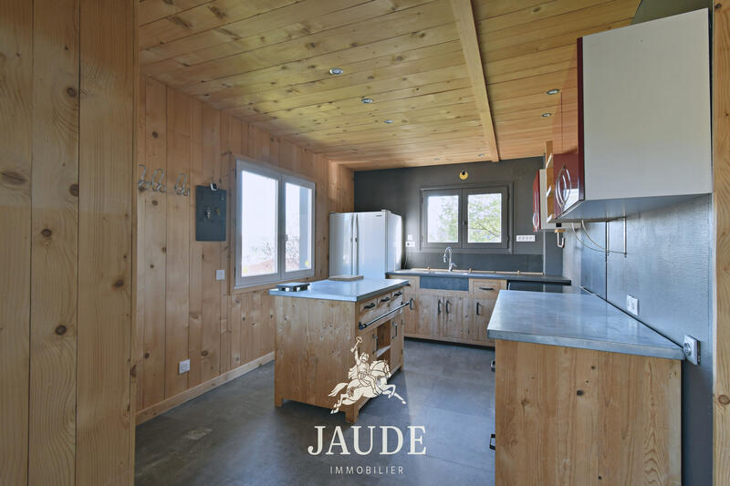 Maison - 115 m² - 4 pièces