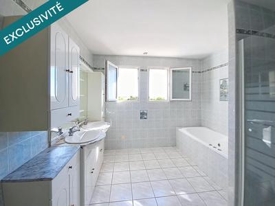 Maison - 147 m² - 5 pièces