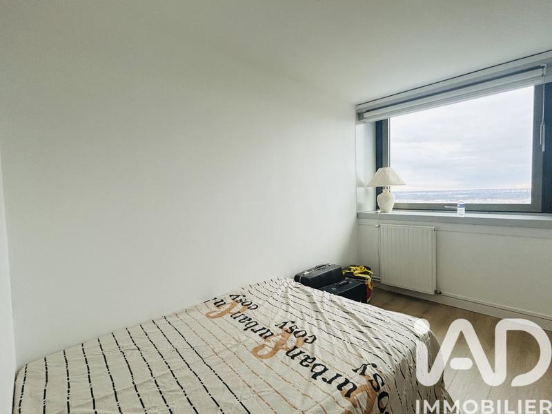 Appartement - 96 m² - 5 pièces