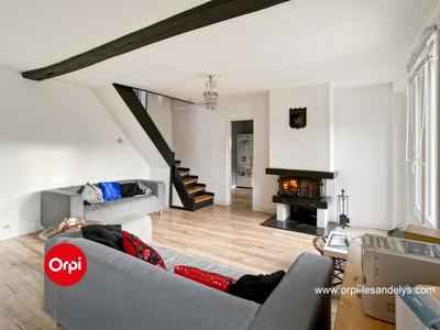 Maison - 103 m² - 4 pièces