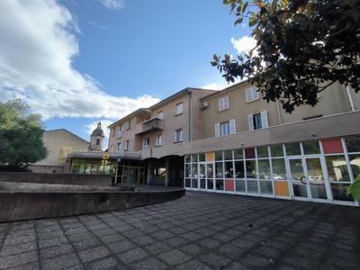 Appartement - 80 m² - 3 pièces