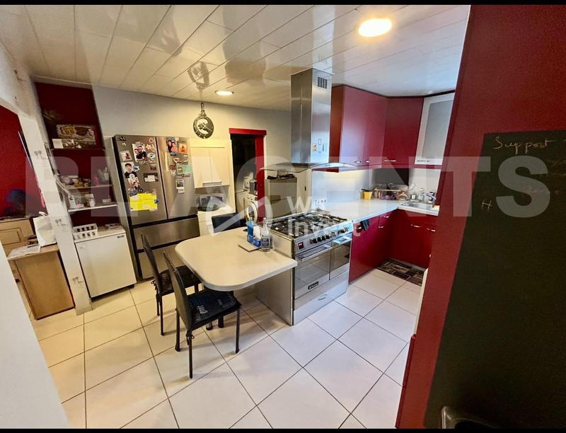 Maison - 168 m² - 7 pièces