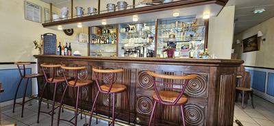 Maison - 676 m² - 22 pièces