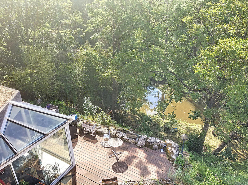 Maison - 280 m² - 11 pièces