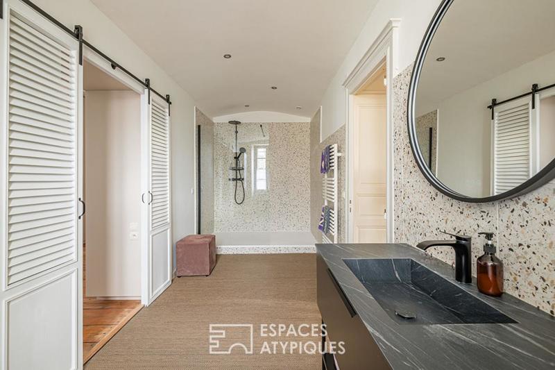 Maison en pierre - 378 m² - 10 pièces