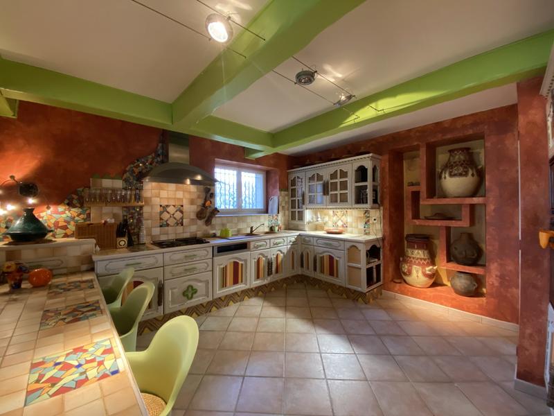 Maison - 211 m² - 7 pièces