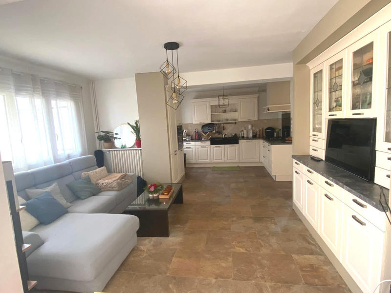 Villa - 95 m² - 4 pièces