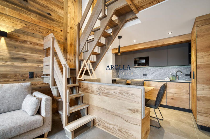 Duplex - 77 m² - 4 pièces