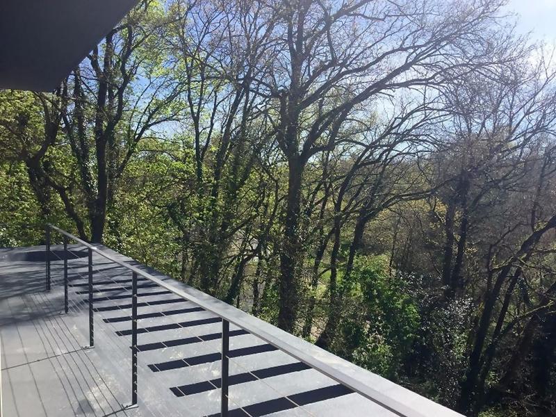 Maison - 207 m² - 5 pièces