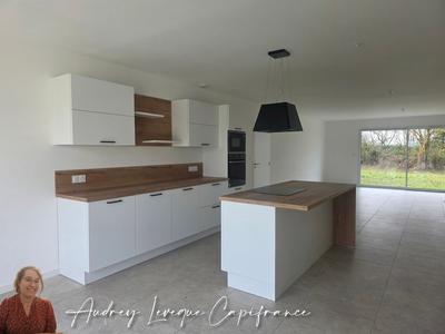 Maison - 141 m² - 5 pièces