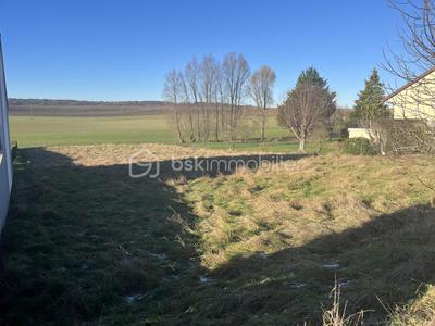 Terrain constructible - 2 450 m²