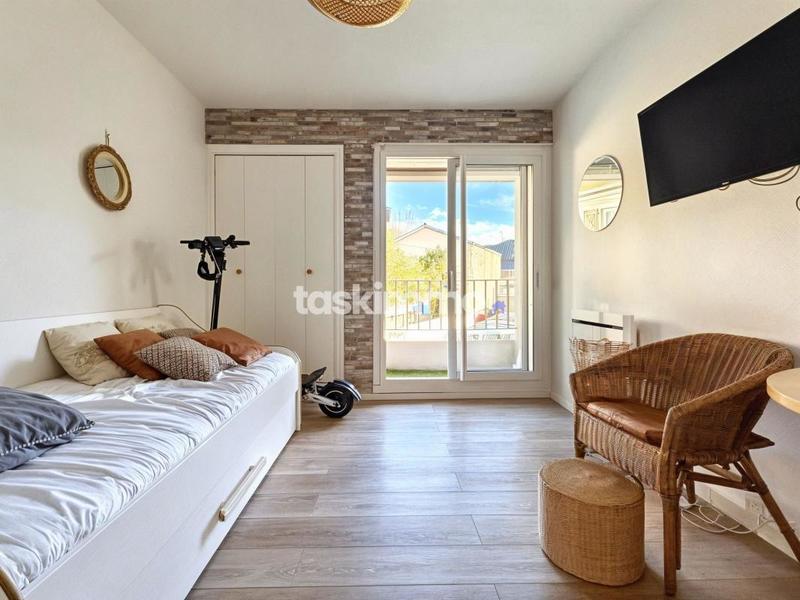 Studio - 16 m² - 1 pièce