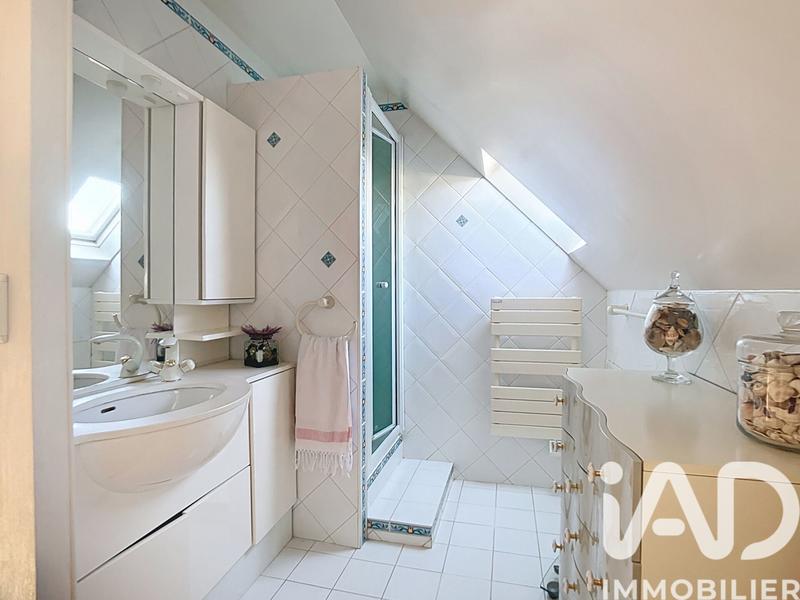 Maison - 133 m² - 7 pièces