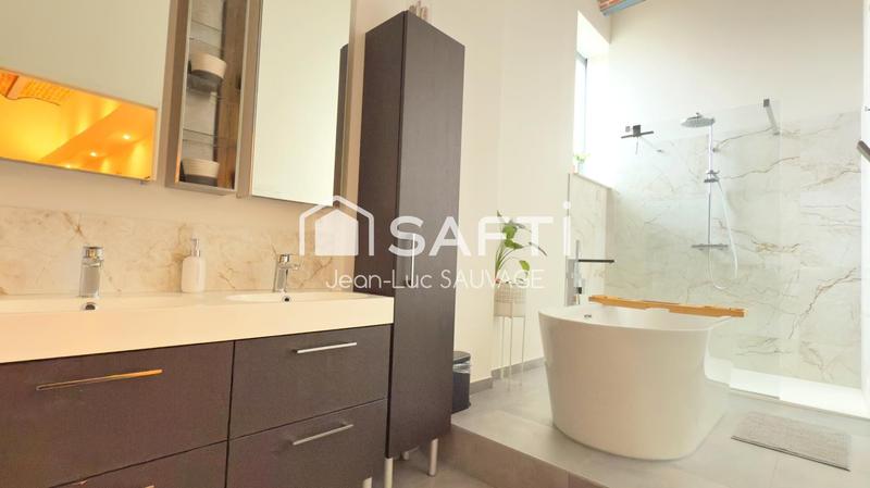 Appartement - 138 m² - 4 pièces