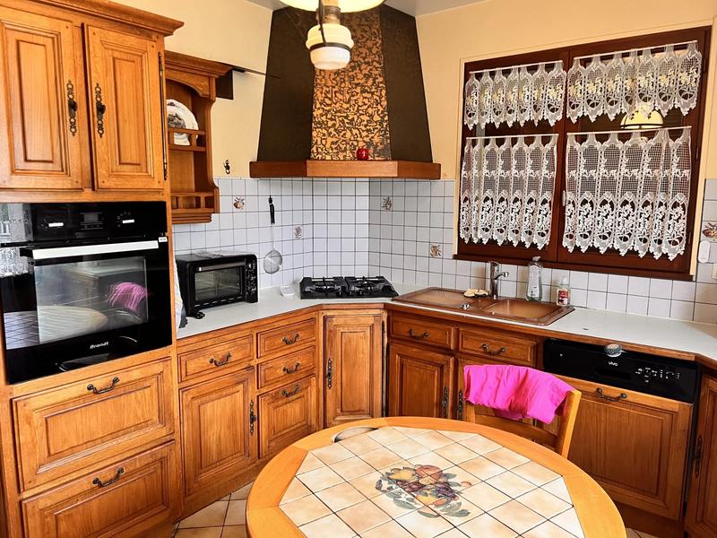 Maison - 92 m² - 5 pièces