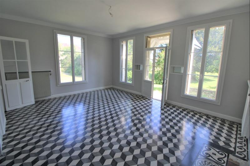 Maison - 122 m² - 6 pièces