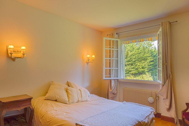 Maison - 206 m² - 6 pièces