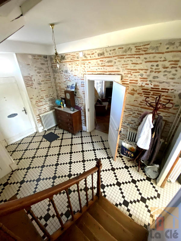 Maison - 180 m² - 6 pièces