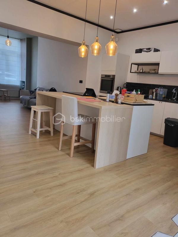 Immeuble - 166 m² - 6 pièces