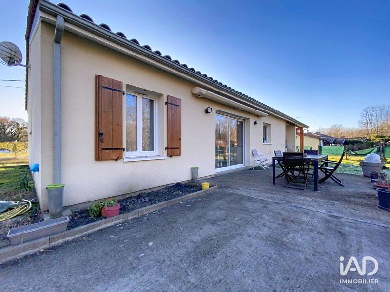 Maison - 93 m² - 5 pièces