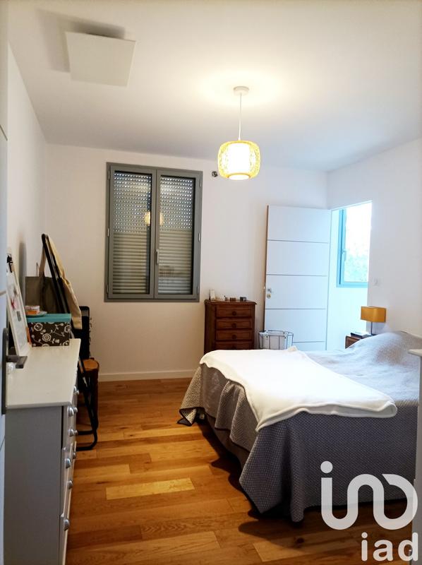 Maison - 213 m² - 10 pièces