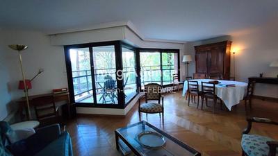 Appartement - 104 m² - 4 pièces