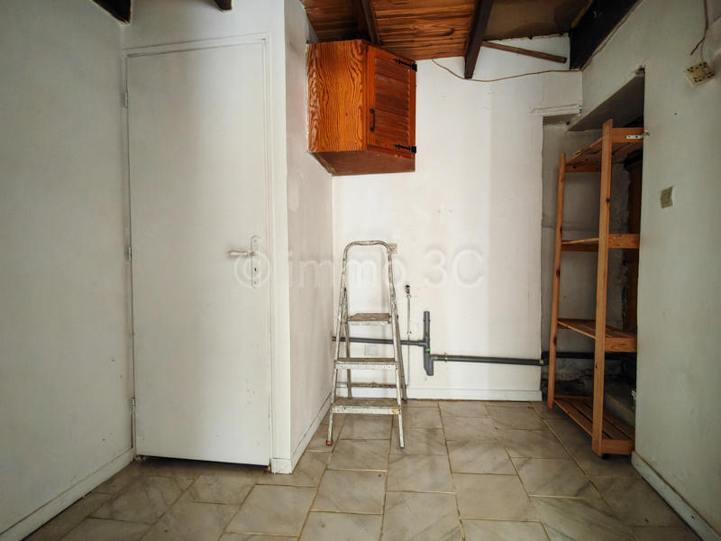 Maison en pierre - 83 m² - 3 pièces