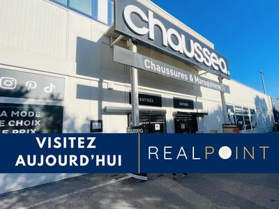 Local commercial - 912 m²