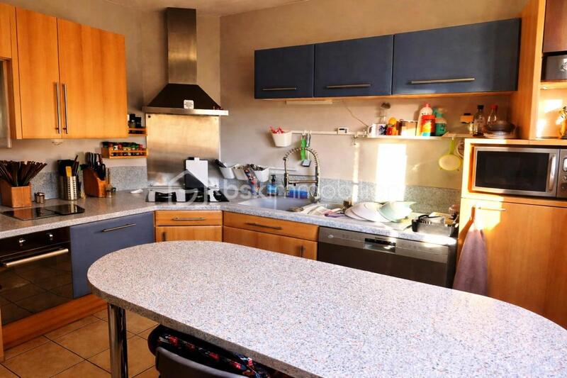 Maison - 110 m² - 5 pièces