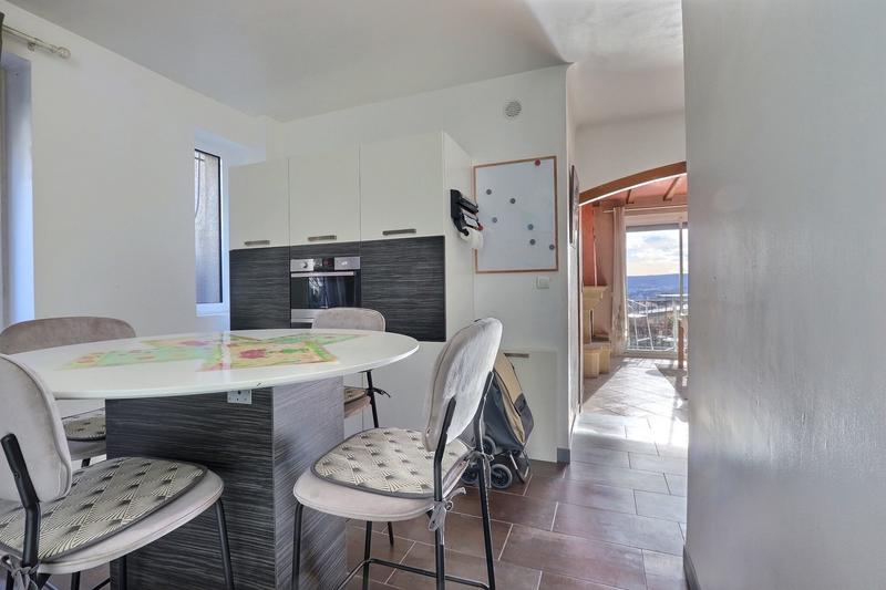 Villa - 170 m² - 6 pièces