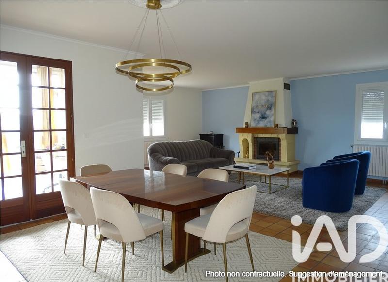 Maison - 204 m² - 6 pièces