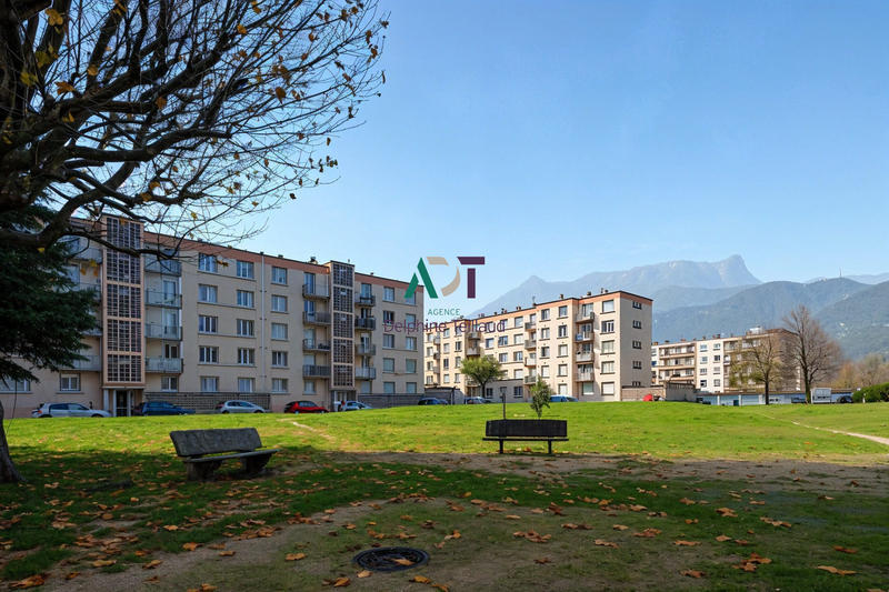 Appartement - 75 m² - 4 pièces