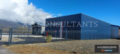 Local d'activité / Entrepôt - 471 m²