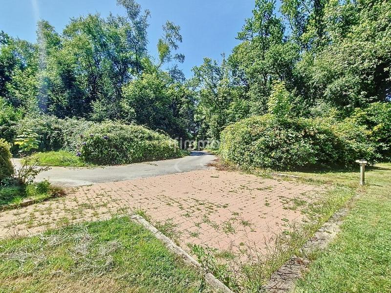 Propriété - 234 m² - 8 pièces