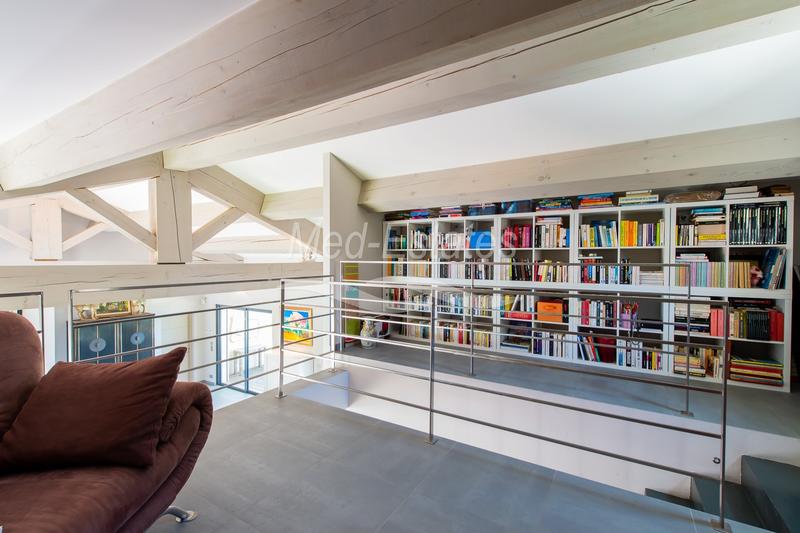 Maison - 277 m² - 7 pièces