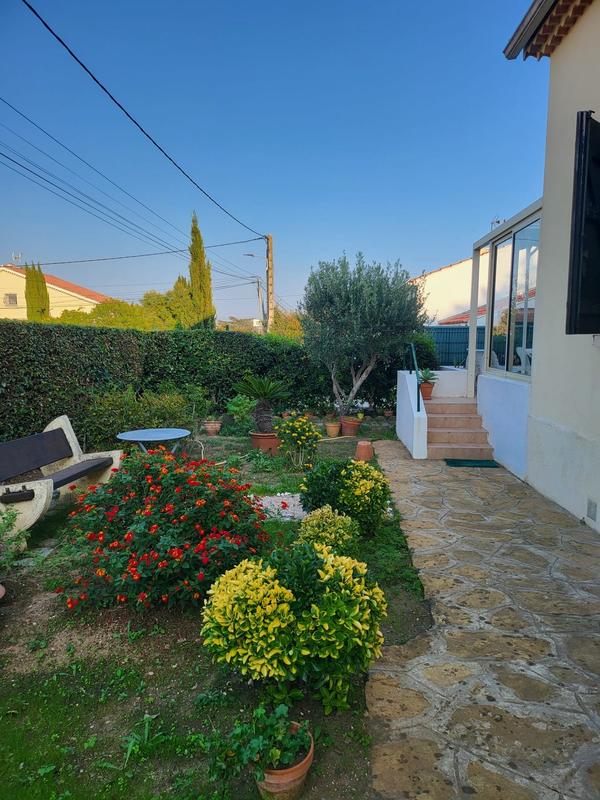 Maison - 99 m² - 5 pièces