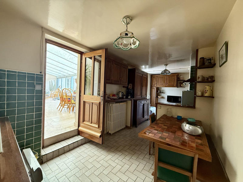 Maison ancienne - 244 m² - 10 pièces