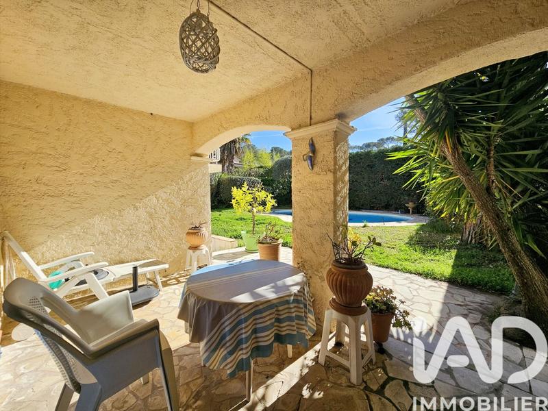 Maison - 197 m² - 8 pièces