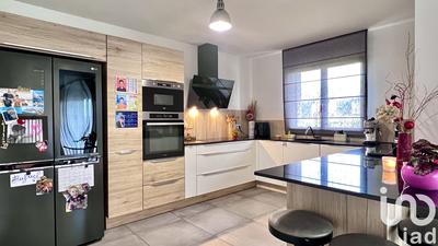 Maison - 170 m² - 5 pièces