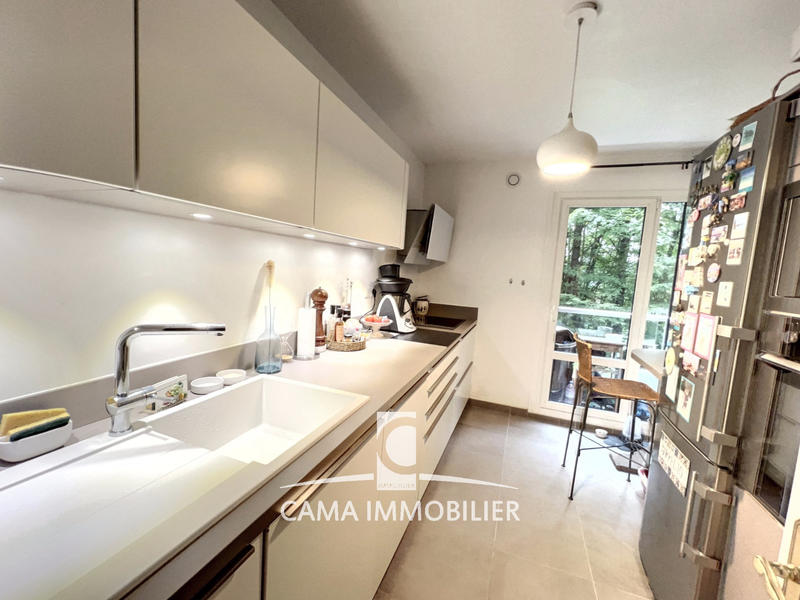 Appartement - 108 m² - 5 pièces