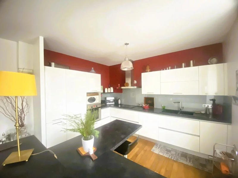 Maison - 146 m² - 7 pièces